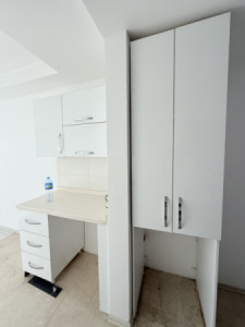Modern Studio in Prime Location Image 4