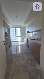 Elegant Apartment with Stunning Views image 1