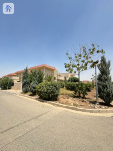 House with 4 bedrooms image 4