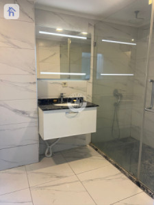 شقة بواجهة داخلیة image 3