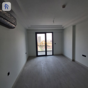 Modern 3-Bedroom Apartment with Stunning Views image 3