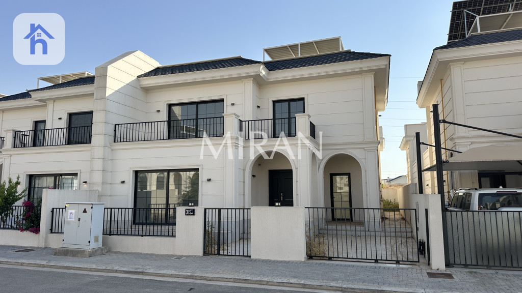 ماڵێکی خێزانیی فراوان لە ماس هیڵز