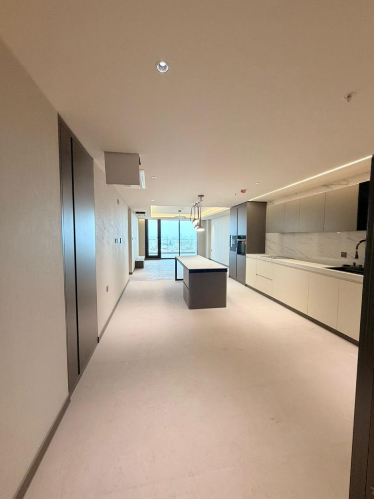 Spacious Apartment with Stunning Views