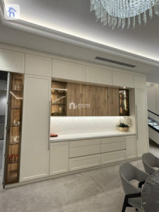 Luxury House image 6