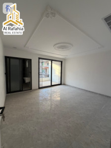 Contemporary house in sought-after area for sale image 7