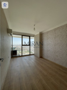 Spacious Apartment with 3 Bedrooms Image 3
