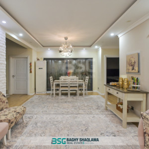 دار للبیع في 99 زانکو صورة 9