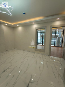Modern 1 Bedroom in Sky Towers Image 4