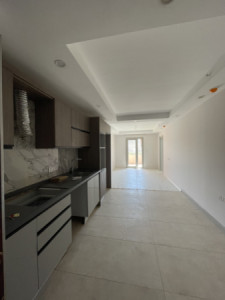 Modern One-Bedroom Apartment Image 5