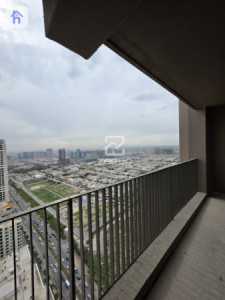 Spacious Apartment with High Floor Resim 7