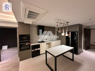Bright and Spacious Rental Apartment image 2