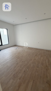 Modern House image 8