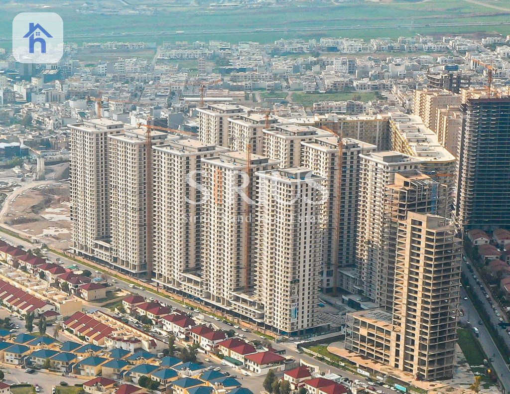 شقة في الطابق العالي مع إطلالات رائعة