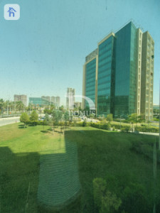Modern Apartment in Prime Location Image 6