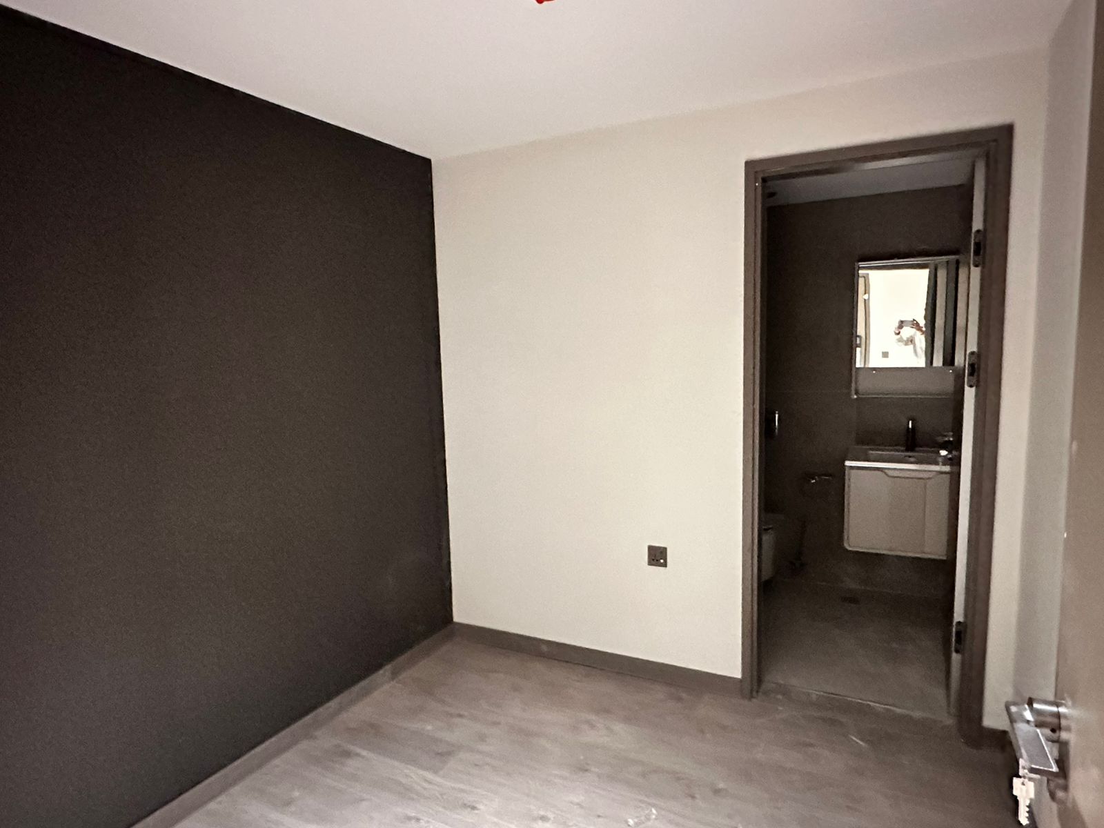 Apartment in Cash Image 2