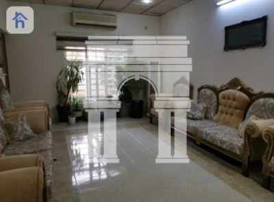 One Floor House image 4