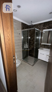 Luxurious 6 Bedroom Apartment for Sale Image 8