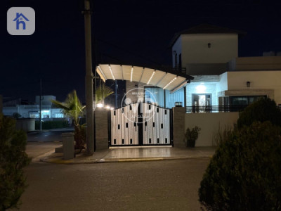 Corner House image 2