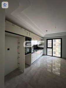 Spacious 3-Bedroom Apartment with Stunning Views Image 3