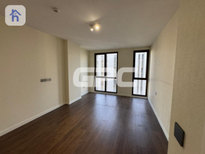Luxurious 4-Bedroom Apartment for Rent image 13
