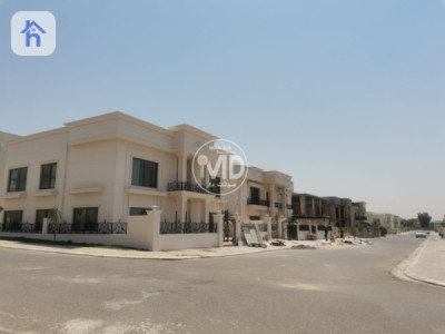 House Opposite Garden with 360° image 1