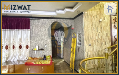 Large Family House with 7 Bedrooms Resim 9