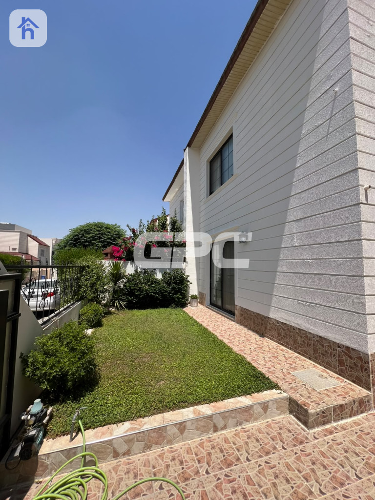 Spacious family home in Italian village 2 Image 18