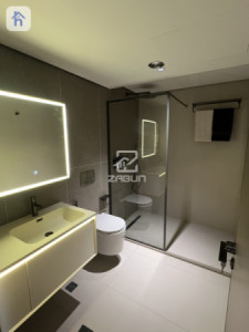 Luxurious Studio Apartment in Prime Location Image 4
