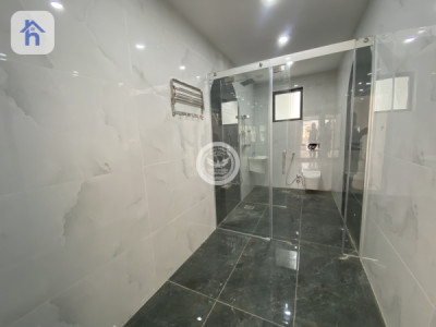 Luxury House Image 13