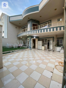 Modern 4-bedroom house in Rasty image 2