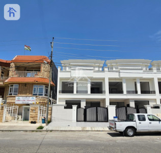 House Opposite Garden image 2