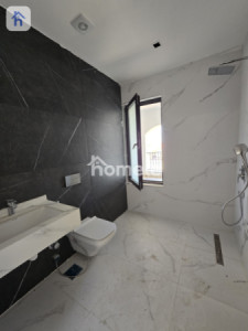 Modern House Image 18