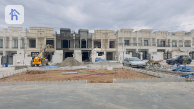 Twin House image 1
