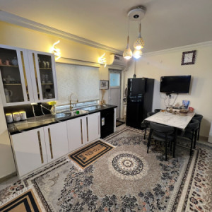 Luxurious Apartment in Prime Location image 4