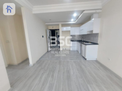 Modern 1-Bedroom Apartment image 1