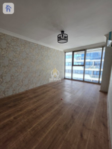 Modern Apartment image 2