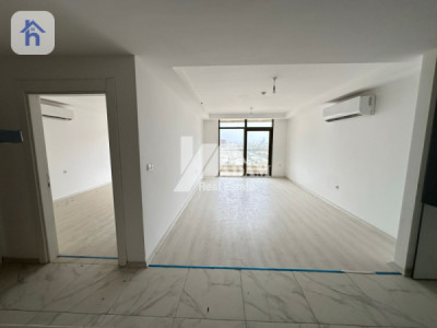One bedroom apartment in Empire Pearl Towers image 5