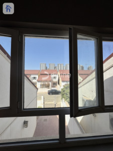 ماڵێکی خێزانی فراوان لە گوندی ئیتالی image 15