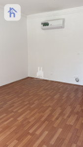 Spacious house in Italian Village 1 Image 20