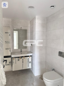 Modern 1 Bedroom Apartment in Rami Towers Resim 6