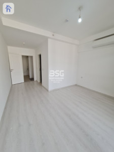 شقة حديثة بغرفة نوم واحدة للإيجار صورة 3