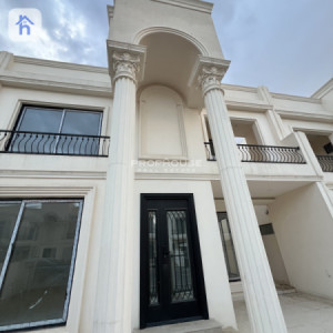 Modern House image 2