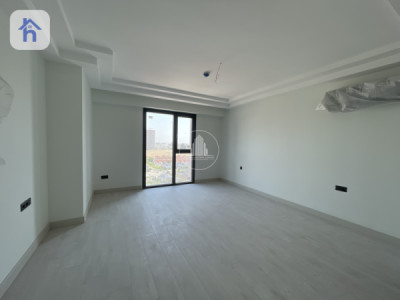 Spacious Apartment in Rami Towers Image 3