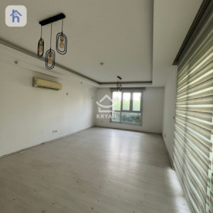 Spacious Apartment in Empire Wings Resim 5