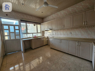 Cozy Family House with spacious rooms Image 4