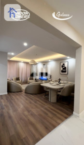 Elegant 3-Bedroom Apartment in London tower Image 4