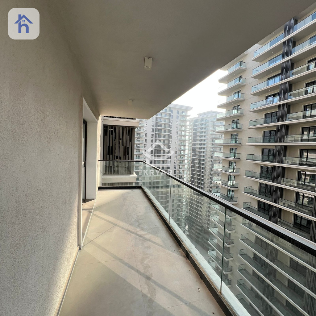 Modern High-Rise Apartment for Rent Image 9