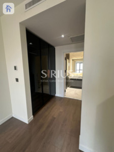 شوقەیەکی فراوانی ٤ ژووری نوستن لەگەڵ دیمەنێکی سەرنجڕاکێش وێنە 10