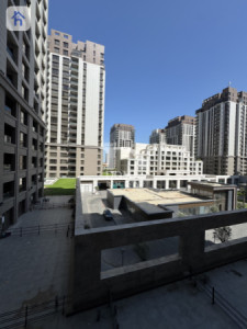 Studio Apartment image 18