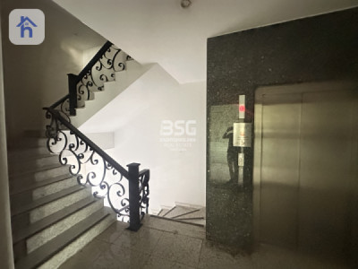 Spacious Commercial Building in Erbil image 9